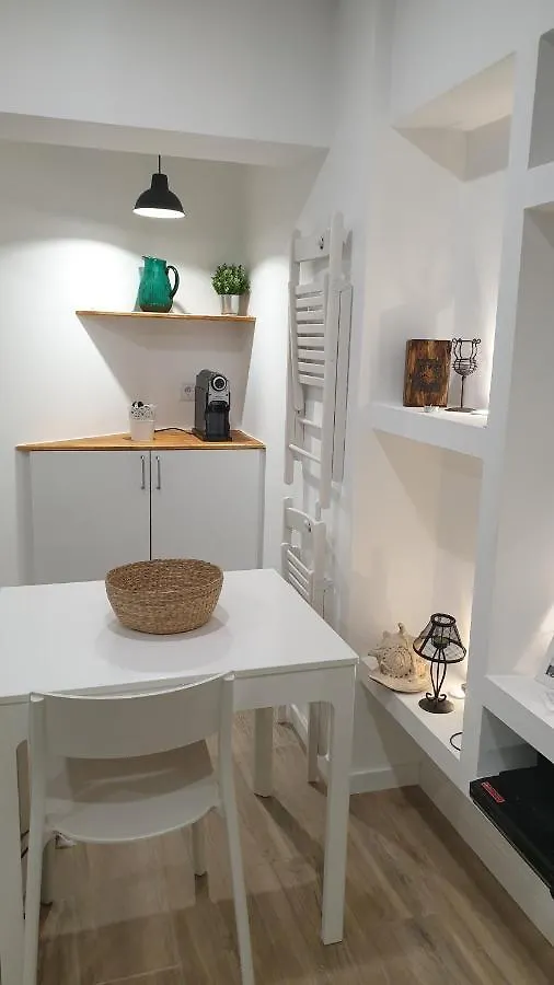 Quarteira 1 Bedroom Apartment