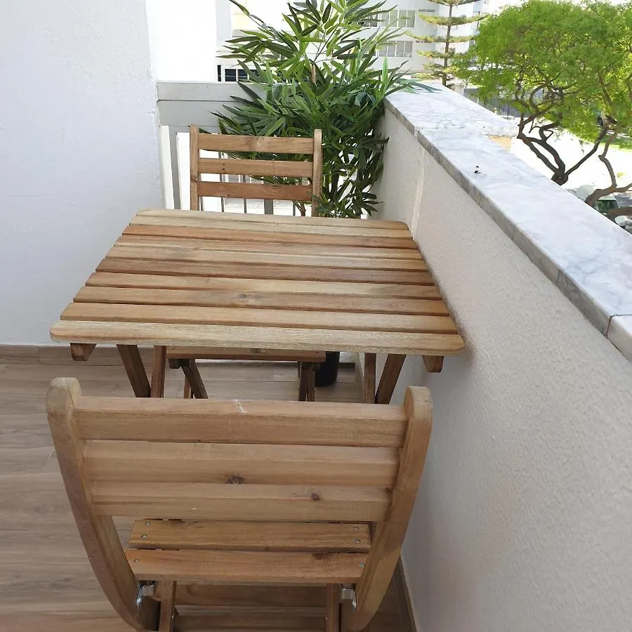Quarteira 1 Bedroom Apartment