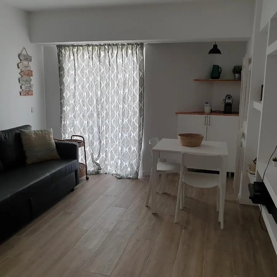 Quarteira 1 Bedroom Apartment