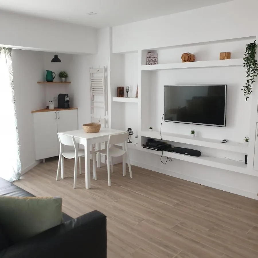 Quarteira 1 Bedroom Apartment